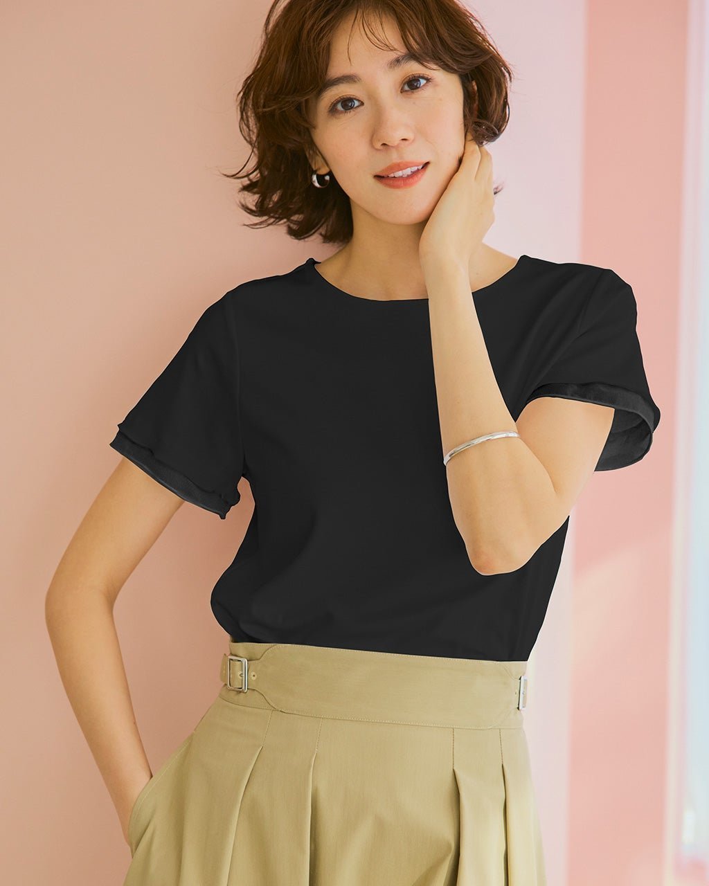 【ドゥクラッセ/DoCLASSE】のシアー二重袖/スーピマ・ドゥクラッセTシャツ 人気、トレンドファッション・服の通販 founy(ファニー) 　ファッション　Fashion　レディースファッション　Fashion for Women　トップス・カットソー　Cut & Sew Tops　シャツ・ブラウス・オフィスカジュアル　Elegant Blouses & Button-Ups　ロングTシャツ・Tシャツ　Longline T-Shirts & Tees　カットソー・ベーシックTシャツ　Cut-and-Sewn Tops / Stretch Tees & Basics　アンダー　Underwear Essentials　インナー　Innerwear　カットソー　Cut and Sewn Top　シアー　Sheer, See-Through　シンプル　Simple, Minimal　ジャケット　Jacket, Outerwear　ダブル　Double, Double-Breasted　デニム　Denim, Jeans Material　定番　Standard, Basic Item　なめらか　Smooth, Silky Texture　パール　Pearl, Pearl Accent　フロント　Front, Front Design　ベーシック　Basic, Essential　半袖　Short Sleeve, Half Sleeve　おすすめ　Recommended / Our Picks　夏　Summer　ビジネス 仕事 通勤　Business / Work / Commuting　 other-1|ID: prp329100004522382 ipo3291000000033396166