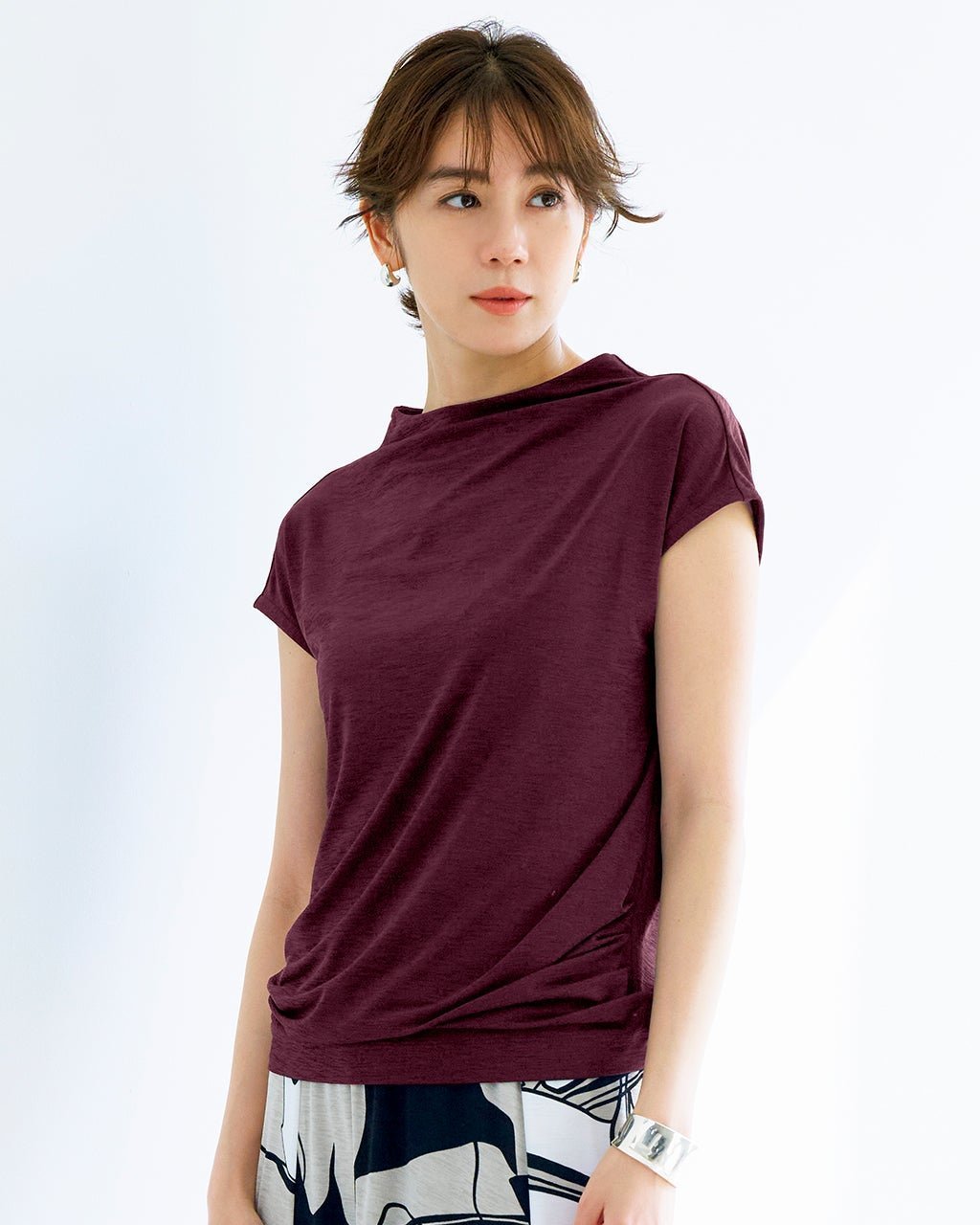 【ドゥクラッセ/DoCLASSE】のUVスラブ・ファネルネックトップス インテリア・キッズ・メンズ・レディースファッション・服の通販 founy(ファニー) 　ファッション　Fashion　レディースファッション　WOMEN　トップス・カットソー　Tops/Tshirt　シャツ/ブラウス　Shirts/Blouses　ロング / Tシャツ　T-Shirts　カットソー　Cut and Sewn　NEW・新作・新着・新入荷　New Arrivals　カットソー　Cut And Sew　フォルム　Form　ブラウジング　Browsing　エレガント 上品　Elegant　夏　Summer　ダークパープル|ID: prp329100004522384 ipo3291000000031989361