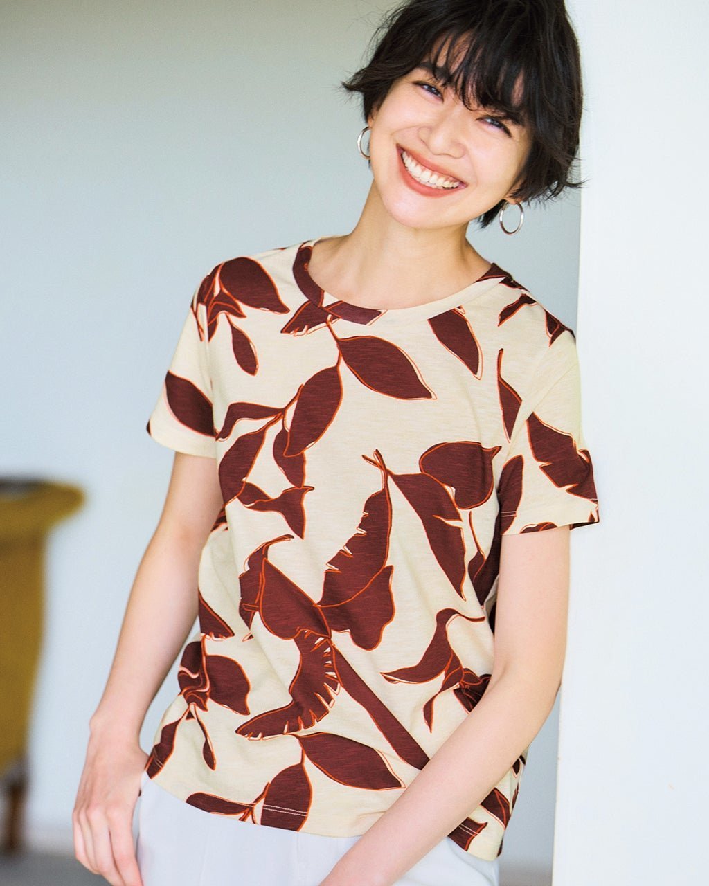 【ドゥクラッセ/DoCLASSE】の綿スラブ・総柄プリントTシャツ インテリア・キッズ・メンズ・レディースファッション・服の通販 founy(ファニー) 　ファッション　Fashion　レディースファッション　Fashion for Women　トップス・カットソー　Cut & Sew Tops　シャツ・ブラウス・オフィスカジュアル　Elegant Blouses & Button-Ups　ロングTシャツ・Tシャツ　Longline T-Shirts & Tees　カットソー・ベーシックTシャツ　Cut-and-Sewn Tops / Stretch Tees & Basics　カットソー　Cut and Sewn Top　シンプル　Simple, Minimal　プリント　Print, Printed Pattern　ボトム　Bottoms, Lower Wear　夏　Summer　アイボリーパターン|ID: prp329100004522398 ipo3291000000032426766