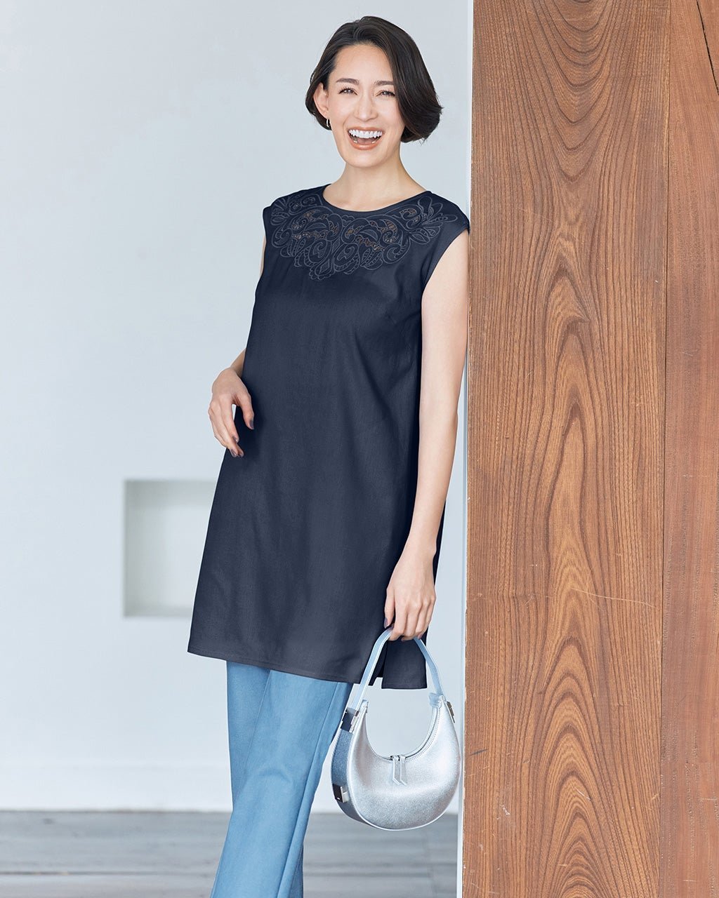 【ドゥクラッセ/DoCLASSE】のカットワーク刺しゅう・切替えチュニック 人気、トレンドファッション・服の通販 founy(ファニー) 　ファッション　Fashion　レディースファッション　WOMEN　トップス・カットソー　Tops/Tshirt　NEW・新作・新着・新入荷　New Arrivals　チュニック　Tunic　デコルテ　Decolletage　ミックス　Mix　リネン　Linen　ワーク　Work　 other-1|ID: prp329100004522420 ipo3291000000031989598