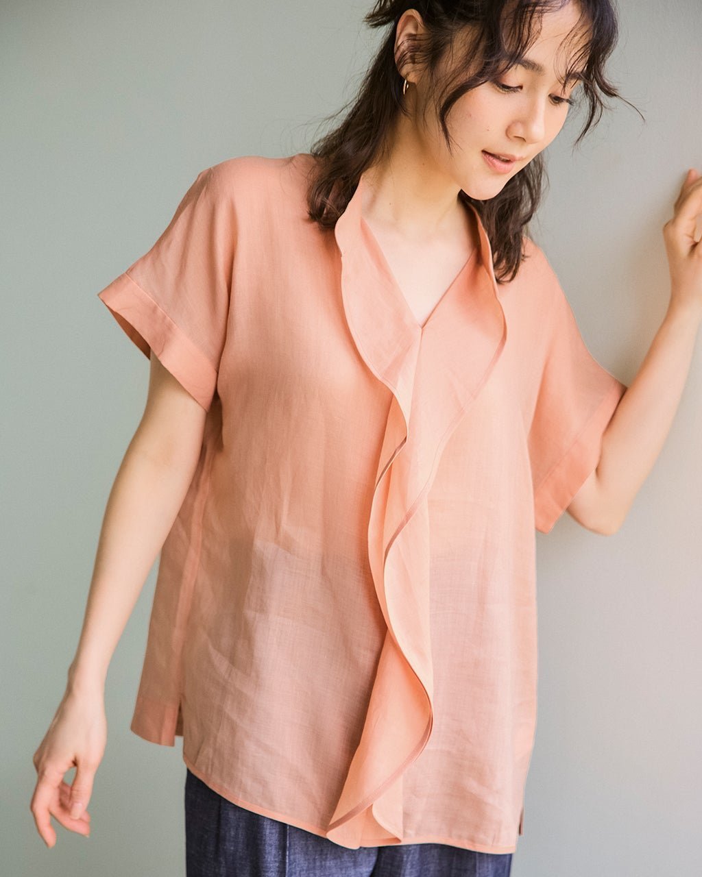 【ドゥクラッセ/DoCLASSE】のシアーラミー・ラッフルフリルブラウス インテリア・キッズ・メンズ・レディースファッション・服の通販 founy(ファニー) 　ファッション　Fashion　レディースファッション　WOMEN　トップス・カットソー　Tops/Tshirt　シャツ/ブラウス　Shirts/Blouses　NEW・新作・新着・新入荷　New Arrivals　フリル　Frills　人気　Popularity　ピンクベージュ|ID: prp329100004522423 ipo3291000000031989622