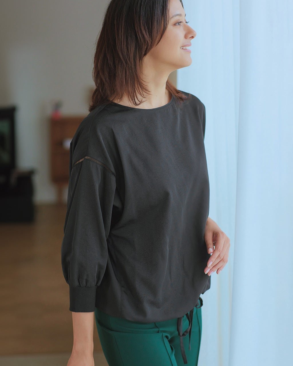 【ドゥクラッセ/DoCLASSE】のライトグログラン・はしごレースブラウス 人気、トレンドファッション・服の通販 founy(ファニー) 　ファッション　Fashion　レディースファッション　WOMEN　トップス・カットソー　Tops/Tshirt　シャツ/ブラウス　Shirts/Blouses　グログラン　Grosgrain　フォルム　Form　リボン　Ribbon　レース　Race　 other-1|ID: prp329100004532760 ipo3291000000032039511