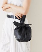 【ドゥクラッセ/DoCLASSE】のソフトレザー・リボンバッグ 人気、トレンドファッション・服の通販 founy(ファニー) ファッション Fashion レディースファッション WOMEN バッグ Bag 傘 / レイングッズ Umbrellas/Rainwear ハンドバッグ Handbag パーティ Party フォルム Form ポーチ Pouch リボン Ribbon 巾着 Purse 日傘 Parasol 財布 Wallet thumbnail ブラック|ID: prp329100004555750 ipo3291000000032198673