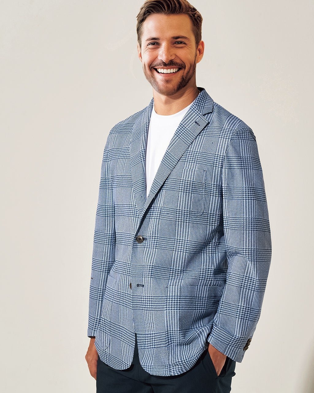【ドゥクラッセ/DoCLASSE / MEN】のからみ織りグレンチェック・高通気ジャケット インテリア・キッズ・メンズ・レディースファッション・服の通販 founy(ファニー) 　ファッション　Fashion　メンズファッション　Fashion for Men　新作・新入荷　New Arrivals / New In　クラシカル　Classical, Vintage-Inspired　グラデーション　Gradient, Ombre　ジャケット　Jacket, Outerwear　チェック　Check, Plaid, Tartan　プリント　Print, Printed Pattern　ベスト　Vest, Waistcoat　メンズ　Men's, Menswear　エレガント 上品　Elegant　軽量　Lightweight, Ultra Light　インクブルー|ID: prp329100004571947 ipo3291000000032352282