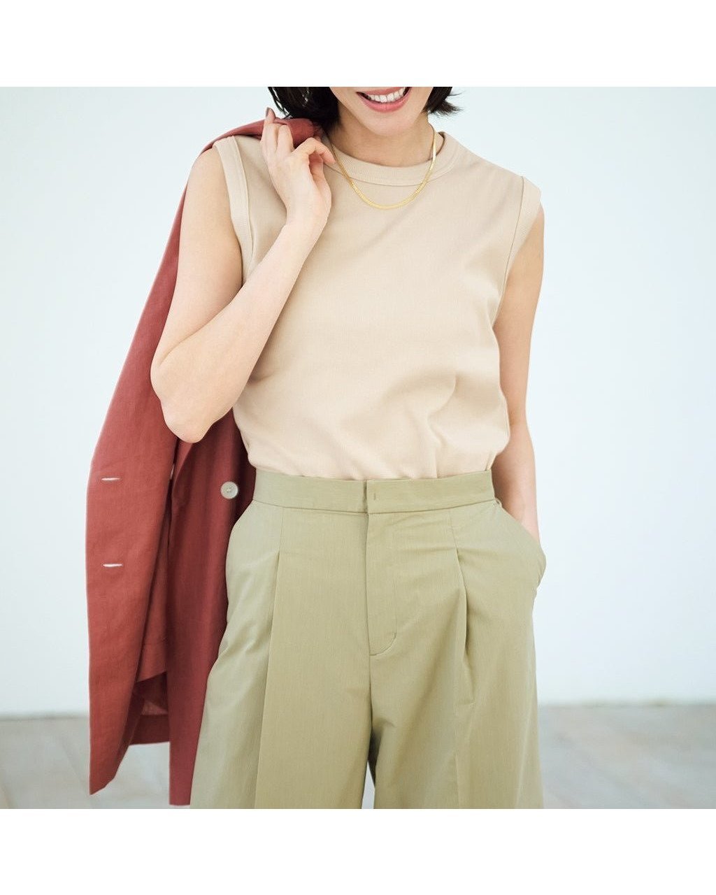 【ドゥクラッセ/DoCLASSE】のリブ風テレコ・カッティングノースリT 人気、トレンドファッション・服の通販 founy(ファニー) 　ファッション　Fashion　レディースファッション　Fashion for Women　トップス・カットソー　Cut & Sew Tops　シャツ・ブラウス・オフィスカジュアル　Elegant Blouses & Button-Ups　ロングTシャツ・Tシャツ　Longline T-Shirts & Tees　カットソー・ベーシックTシャツ　Cut-and-Sewn Tops / Stretch Tees & Basics　インナー　Innerwear　カッティング　Cutting Detail　カットソー　Cut and Sewn Top　テレコ　Ribbed, Rib Stitch　ノースリーブ　Sleeveless, No-Sleeve　 other-1|ID: prp329100004571955 ipo3291000000032352332