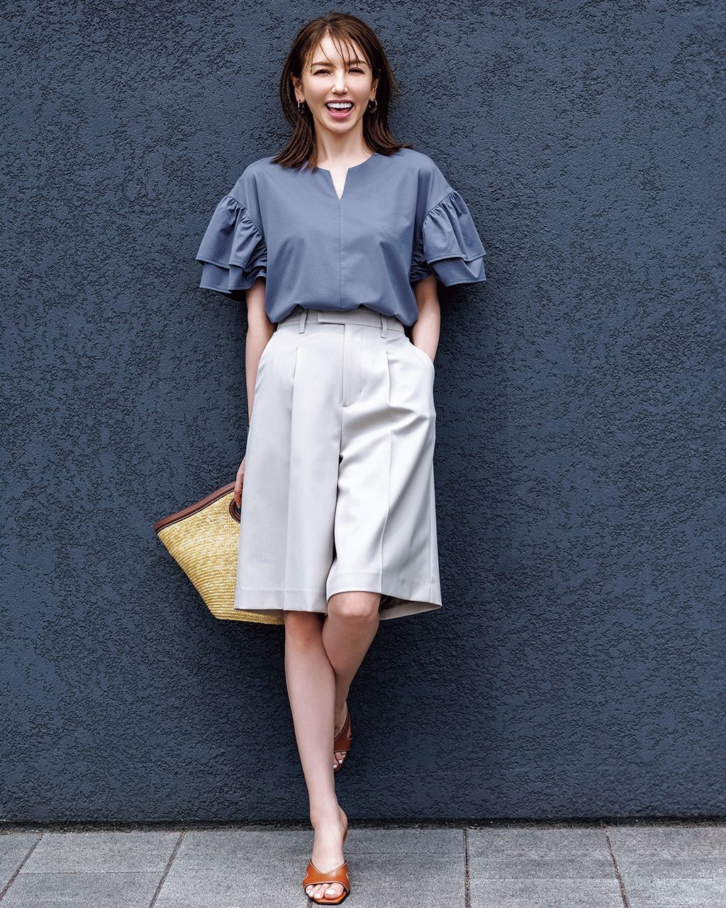 【ドゥクラッセ/DoCLASSE】のカノコレーヨン・フレア二重袖トップス 人気、トレンドファッション・服の通販 founy(ファニー) 　ファッション　Fashion　レディースファッション　Fashion for Women　トップス・カットソー　Cut & Sew Tops　シャツ・ブラウス・オフィスカジュアル　Elegant Blouses & Button-Ups　ロングTシャツ・Tシャツ　Longline T-Shirts & Tees　カットソー・ベーシックTシャツ　Cut-and-Sewn Tops / Stretch Tees & Basics　カットソー　Cut and Sewn Top　ギャザー　Gathered, Ruffled　スリーブ　Sleeve, Long Sleeve / Short Sleeve　フォルム　Silhouette, Form　フレア　Flare, Flared　 other-1|ID: prp329100004571957 ipo3291000000032697054