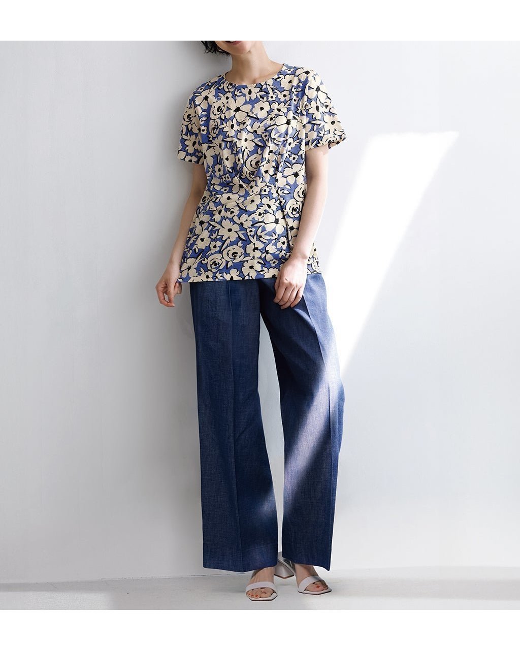 【ドゥクラッセ/DoCLASSE】の綿スラブ・アシメタックプルオーバー 人気、トレンドファッション・服の通販 founy(ファニー) 　ファッション　Fashion　レディースファッション　WOMEN　トップス・カットソー　Tops/Tshirt　シャツ/ブラウス　Shirts/Blouses　ロング / Tシャツ　T-Shirts　プルオーバー　Pullover　カットソー　Cut and Sewn　NEW・新作・新着・新入荷　New Arrivals　カットソー　Cut And Sew　シンプル　Simple　フォルム　Form　プリント　Print　ボトム　Bottom　夏　Summer　 other-1|ID: prp329100004571962 ipo3291000000032352398