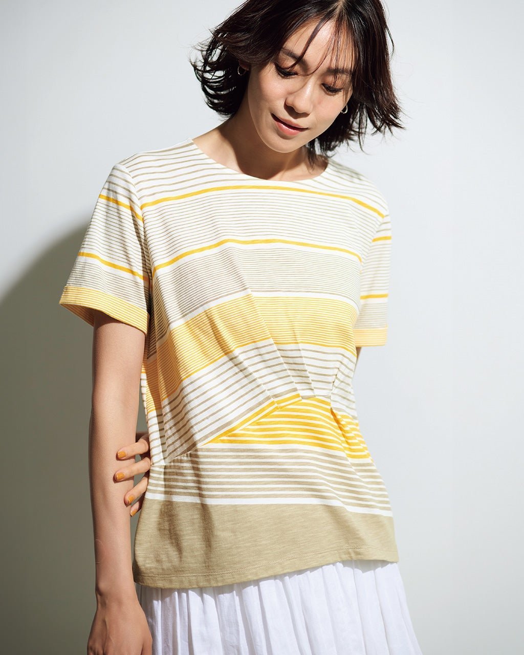 【ドゥクラッセ/DoCLASSE】の綿スラブ・アシメタックプルオーバー 人気、トレンドファッション・服の通販 founy(ファニー) 　ファッション　Fashion　レディースファッション　Fashion for Women　トップス・カットソー　Cut & Sew Tops　シャツ・ブラウス・オフィスカジュアル　Elegant Blouses & Button-Ups　ロングTシャツ・Tシャツ　Longline T-Shirts & Tees　カジュアルプルオーバー・ニットトップス　Pullovers & Knit Tops / Casual Pullovers　カットソー・ベーシックTシャツ　Cut-and-Sewn Tops / Stretch Tees & Basics　カットソー　Cut and Sewn Top　シンプル　Simple, Minimal　フォルム　Silhouette, Form　プリント　Print, Printed Pattern　ボトム　Bottoms, Lower Wear　夏　Summer　 other-1|ID: prp329100004571962 ipo3291000000032697064