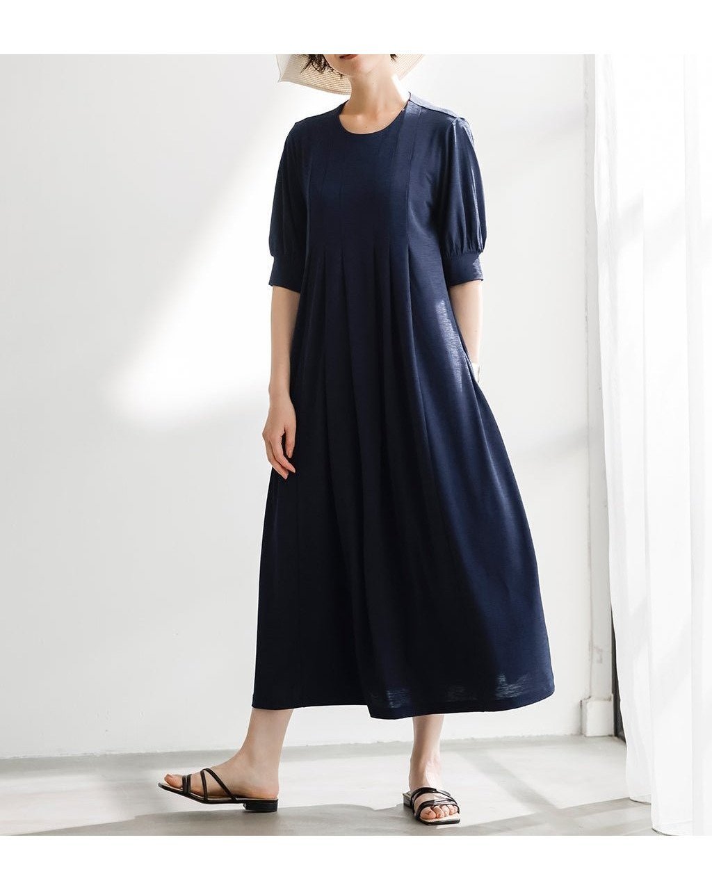 【ドゥクラッセ/DoCLASSE】のUVスラブ・タックデザインワンピース インテリア・キッズ・メンズ・レディースファッション・服の通販 founy(ファニー) 　ファッション　Fashion　レディースファッション　WOMEN　ワンピース　Dress　NEW・新作・新着・新入荷　New Arrivals　カットソー　Cut And Sew　スリーブ　Sleeve　フェミニン　Feminine　フォルム　Form　エレガント 上品　Elegant　人気　Popularity　夏　Summer　旅行　Travel　ネイビー|ID: prp329100004571977 ipo3291000000032352551