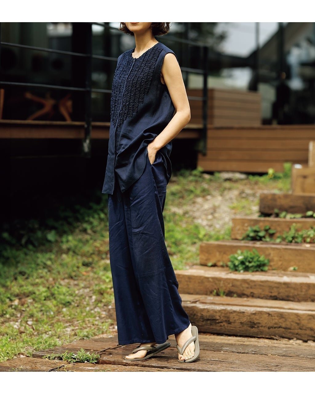 【ドゥクラッセ/DoCLASSE】のリネンブレンド・イージーパンツ 人気、トレンドファッション・服の通販 founy(ファニー) 　ファッション　Fashion　レディースファッション　WOMEN　パンツ　Pants　NEW・新作・新着・新入荷　New Arrivals　おすすめ　Recommend　なめらか　Smooth　シンプル　Simple　ストレッチ　Stretch　ドローストリング　Drawstring　リネン　Linen　リラックス　Relax　ワイド　Wide　 other-1|ID: prp329100004571988 ipo3291000000032352626