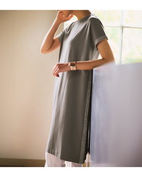 【ドゥクラッセ/DoCLASSE】のシルキーポンチ・ラメラインチュニック 人気、トレンドファッション・服の通販 founy(ファニー) ファッション Fashion レディースファッション WOMEN トップス・カットソー Tops/Tshirt NEW・新作・新着・新入荷 New Arrivals カットソー Cut And Sew クール Cool シルク Silk ストレート Straight スマート Smart チュニック Tunic |ID:prp329100004571995