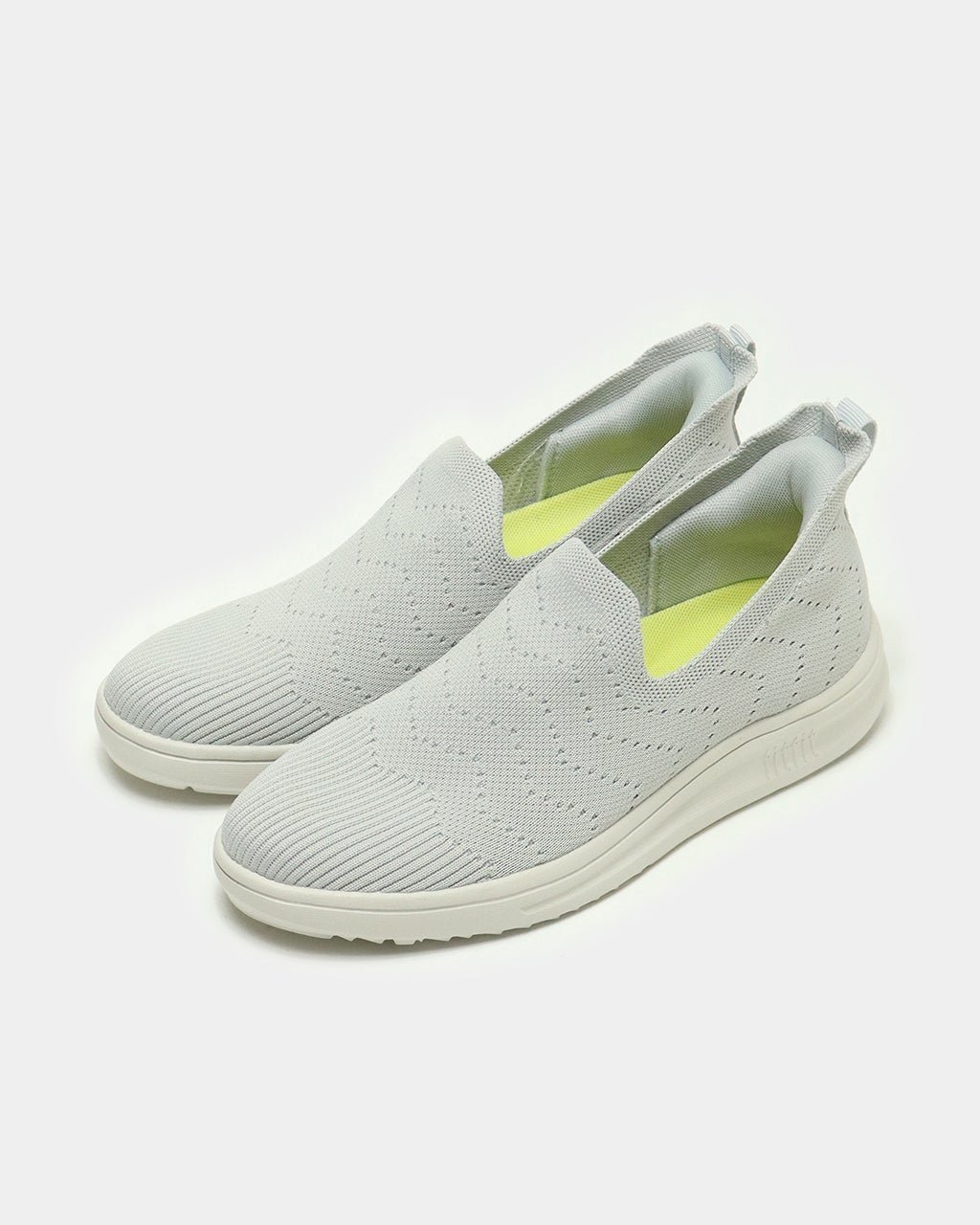 【フィットフィット/fitfit】のニットスリッポンシューズ インテリア・キッズ・メンズ・レディースファッション・服の通販 founy(ファニー) 　ファッション　Fashion　レディースファッション　Fashion for Women　シンプル　Simple, Minimal　スニーカー　Sneakers, Trainers　フィット　Fit, Slim Fit　ライトグレー|ID: prp329100004573224 ipo3291000000032365792