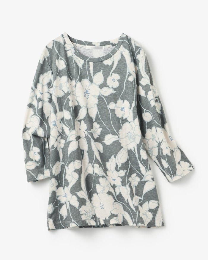 【ドゥクラッセ/DoCLASSE】の綿スラブ・クルーネックT/7分袖 インテリア・キッズ・メンズ・レディースファッション・服の通販 founy(ファニー) https://founy.com/ ファッション Fashion レディースファッション Fashion for Women トップス・カットソー Cut & Sew Tops シャツ・ブラウス・オフィスカジュアル Elegant Blouses & Button-Ups ロングTシャツ・Tシャツ Longline T-Shirts & Tees カットソー・ベーシックTシャツ Cut-and-Sewn Tops / Stretch Tees & Basics カットソー Cut and Sewn Top プリント Print, Printed Pattern ミラノ Milano Style, Italian-Inspired 人気 Popular, Best Seller |ID: prp329100004600867 ipo3291000000036296277