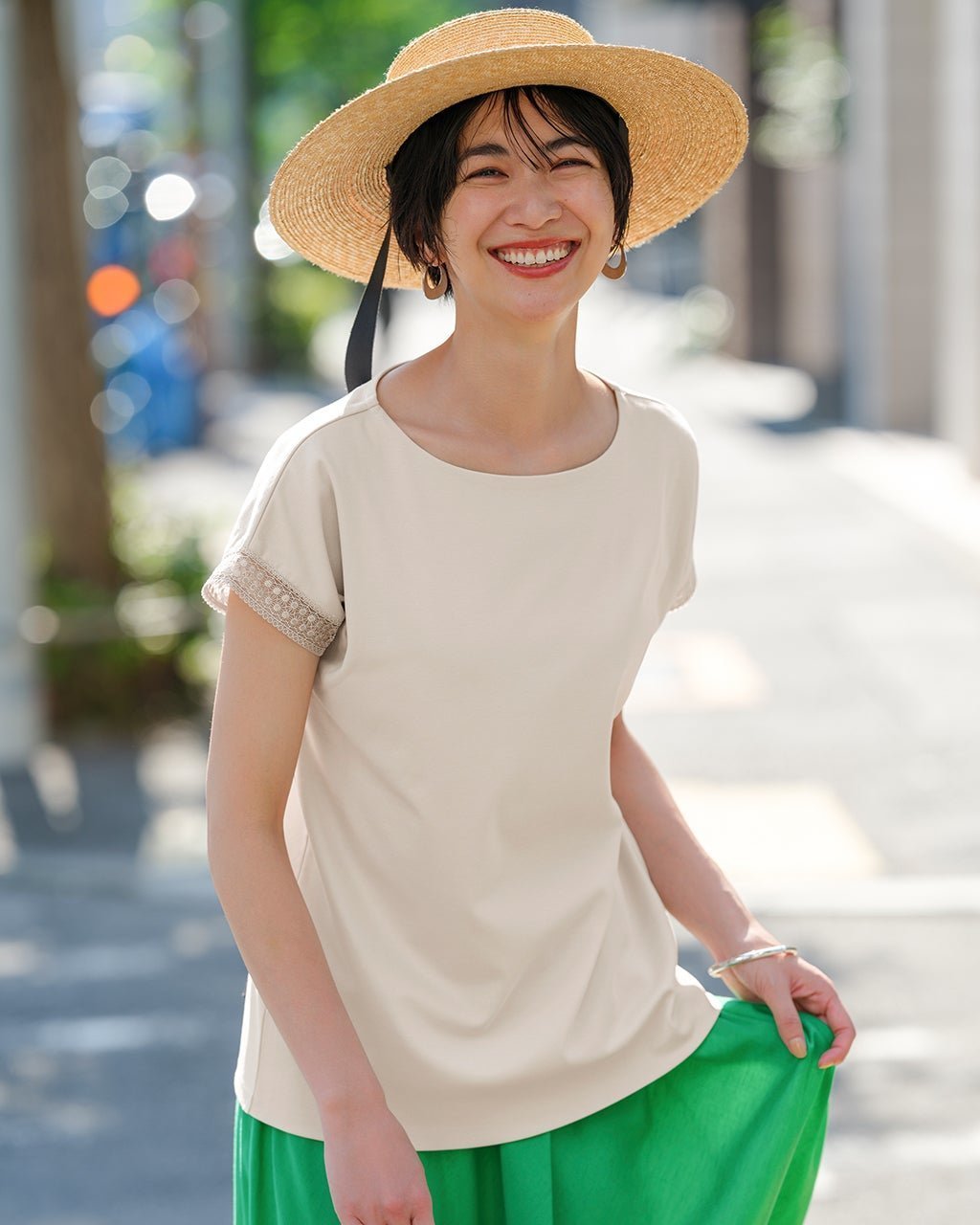【ドゥクラッセ/DoCLASSE】のレースフレンチ袖/スーピマ・DoT インテリア・キッズ・メンズ・レディースファッション・服の通販 founy(ファニー) 　ファッション　Fashion　レディースファッション　Fashion for Women　トップス・カットソー　Cut & Sew Tops　シャツ・ブラウス・オフィスカジュアル　Elegant Blouses & Button-Ups　ロングTシャツ・Tシャツ　Longline T-Shirts & Tees　カットソー・ベーシックTシャツ　Cut-and-Sewn Tops / Stretch Tees & Basics　インナー　Innerwear　カットソー　Cut and Sewn Top　シンプル　Simple, Minimal　ジャケット　Jacket, Outerwear　ダブル　Double, Double-Breasted　デニム　Denim, Jeans Material　定番　Standard, Basic Item　なめらか　Smooth, Silky Texture　パール　Pearl, Pearl Accent　フレンチ　French, French Style　フロント　Front, Front Design　ベーシック　Basic, Essential　半袖　Short Sleeve, Half Sleeve　レース　Lace, Lace Fabric　新作・新入荷　New Arrivals / New In　おすすめ　Recommended / Our Picks　夏　Summer　ビジネス 仕事 通勤　Business / Work / Commuting　ライトグレー|ID: prp329100004600876 ipo3291000000032711118
