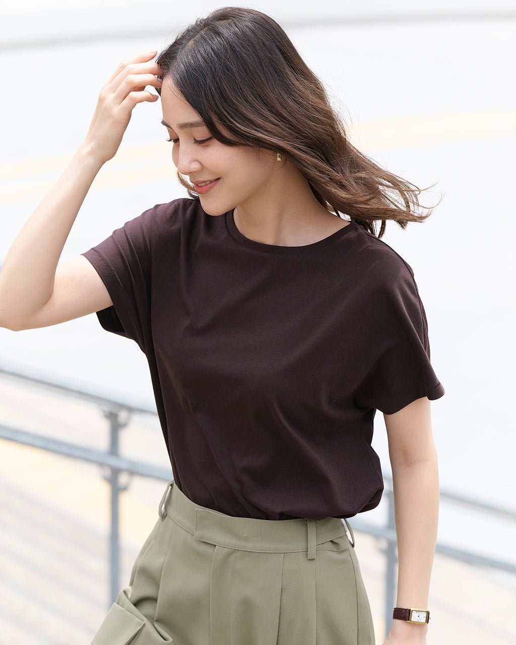 【ドゥクラッセ/DoCLASSE】のスーピマT・フレンチスリーブ インテリア・キッズ・メンズ・レディースファッション・服の通販 founy(ファニー) 　ファッション　Fashion　レディースファッション　Fashion for Women　トップス・カットソー　Cut & Sew Tops　シャツ・ブラウス・オフィスカジュアル　Elegant Blouses & Button-Ups　ロングTシャツ・Tシャツ　Longline T-Shirts & Tees　カットソー・ベーシックTシャツ　Cut-and-Sewn Tops / Stretch Tees & Basics　インナー　Innerwear　カットソー　Cut and Sewn Top　シルク　Silk, 100% Silk　シンプル　Simple, Minimal　ジャケット　Jacket, Outerwear　スリーブ　Sleeve, Long Sleeve / Short Sleeve　スーピマ　Supima, Premium Cotton　デニム　Denim, Jeans Material　定番　Standard, Basic Item　なめらか　Smooth, Silky Texture　パール　Pearl, Pearl Accent　フォルム　Silhouette, Form　フレンチ　French, French Style　プレミアム　Premium, High-End　ベーシック　Basic, Essential　半袖　Short Sleeve, Half Sleeve　新作・新入荷　New Arrivals / New In　おすすめ　Recommended / Our Picks　ビジネス 仕事 通勤　Business / Work / Commuting　ダークモカ|ID: prp329100004600877 ipo3291000000032711129