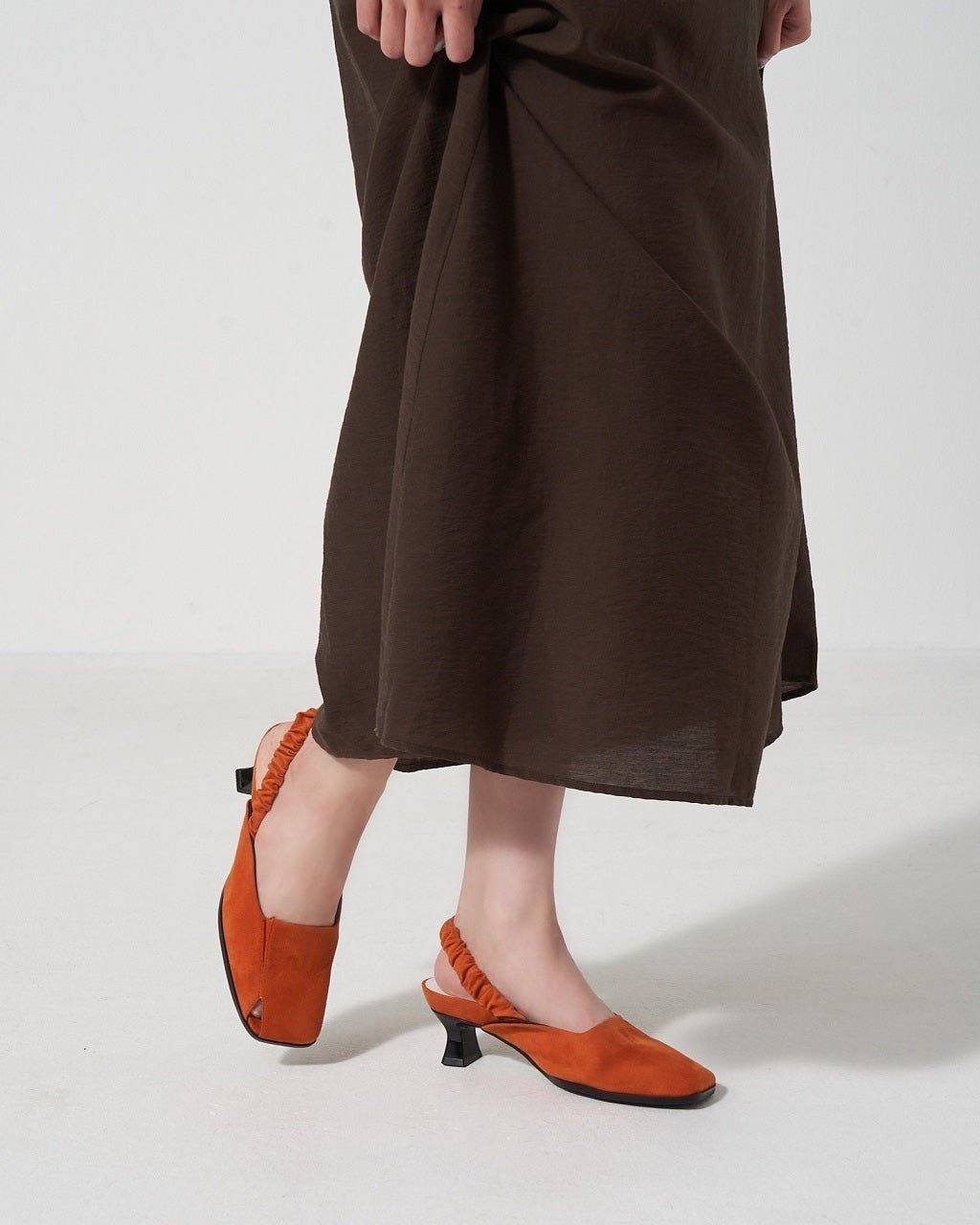 【フィットフィット/fitfit】のヒールカップシャーリングストラップシューズ インテリア・キッズ・メンズ・レディースファッション・服の通販 founy(ファニー) 　ファッション　Fashion　レディースファッション　Fashion for Women　アシンメトリー　Asymmetrical Style　インソール　Shoe Insole　エレガント 上品　Elegant　サンダル　Sandals, Summer Shoes　シャーリング　Shirring, Ruched　フィット　Fit, Slim Fit　ワイド　Wide, Wide Fit　オレンジ|ID: prp329100004610039 ipo3291000000032979008