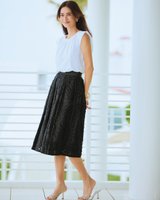 【ドゥクラッセ/DoCLASSE】のリーフジャカード・タックフレアスカート 人気、トレンドファッション・服の通販 founy(ファニー) ファッション Fashion レディースファッション Fashion for Women スカート Skirts Aライン・フレアスカート A-Line & Flared Skirts エアリー Airy Texture キュプラ Cupro, Eco Fabric ジャカード／ジャガード Jacquard, Woven Pattern ビジネス 仕事 通勤 Business / Work / Commuting フォーマル Formal, Dressy フレア Flare, Flared リーフ Leaf, Botanical Leaf |ID:prp329100004626574