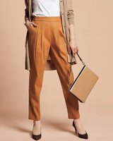 【ドゥクラッセ/DoCLASSE】の麻ストレッチ・タックテーパード 人気、トレンドファッション・服の通販 founy(ファニー) ファッション Fashion レディースファッション Fashion for Women パンツ Pants & Trousers ストレッチ Stretch, Stretchy Fabric フロント Front, Front Design ベスト Vest, Waistcoat 夏 Summer |ID:prp329100004626585