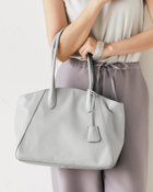 【ドゥクラッセ/DoCLASSE】の本革・エアートートバッグ 人気、トレンドファッション・服の通販 founy(ファニー) ファッション Fashion レディースファッション Fashion for Women バッグ Bags レイングッズ・傘・晴雨兼用傘 Umbrellas & Rain Gear シンプル Simple, Minimal 定番 Standard, Basic Item フィット Fit, Slim Fit フォルム Silhouette, Form ポケット Pocket, Pocket Detail 日傘 Parasol, UV Umbrella thumbnail ライトブルー|ID: prp329100004630996 ipo3291000000033316067