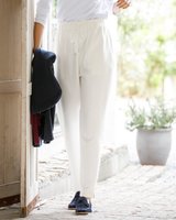 【ドゥクラッセ/DoCLASSE】の接結ストレッチ・ジョガーパンツ 人気、トレンドファッション・服の通販 founy(ファニー) ファッション Fashion レディースファッション Fashion for Women パンツ Pants & Trousers グログラン Grosgrain, Grosgrain Ribbon スウェット / スエット Sweatshirt, Sweatwear テーパード Tapered, Tapered Pants メタル Metal, Metal Parts 雑誌 Magazine, Fashion Magazine |ID:prp329100004635487