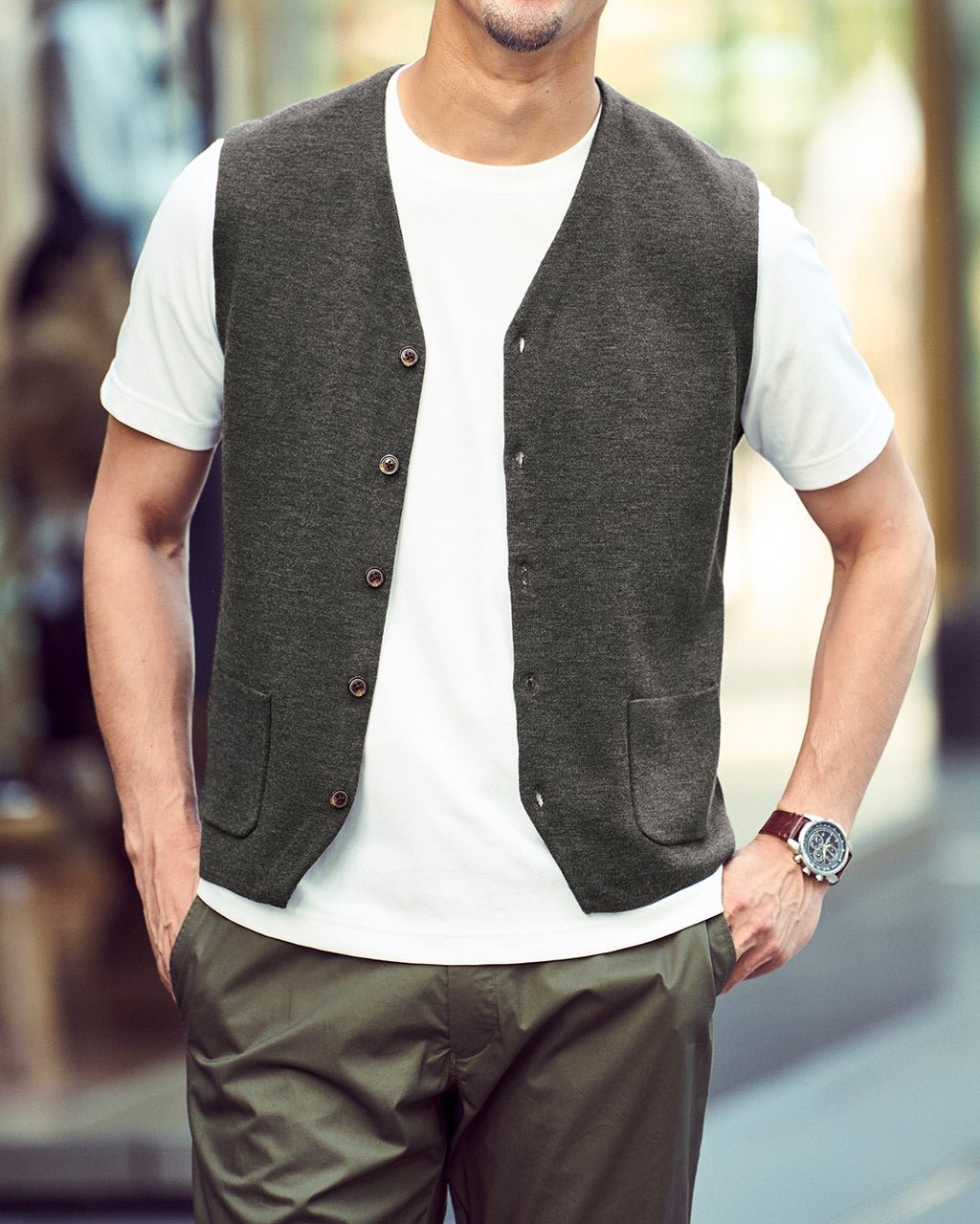【ドゥクラッセ/DoCLASSE / MEN】の着心地ライトニットジレ インテリア・キッズ・メンズ・レディースファッション・服の通販 founy(ファニー) 　ファッション　Fashion　メンズファッション　Fashion for Men　新作・新入荷　New Arrivals / New In　ジャケット　Jacket, Outerwear　ストレッチ　Stretch, Stretchy Fabric　テーラード　Tailored, Tailored Fit　ドレス　Dress, One-Piece　ベスト　Vest, Waistcoat　ボーダー　Border, Stripe　ポケット　Pocket, Pocket Detail　メンズ　Men's, Menswear　リラックス　Relax, Relaxed Fit　無地　Plain, Solid Color　杢チャコール|ID: prp329100004638388 ipo3291000000033430795