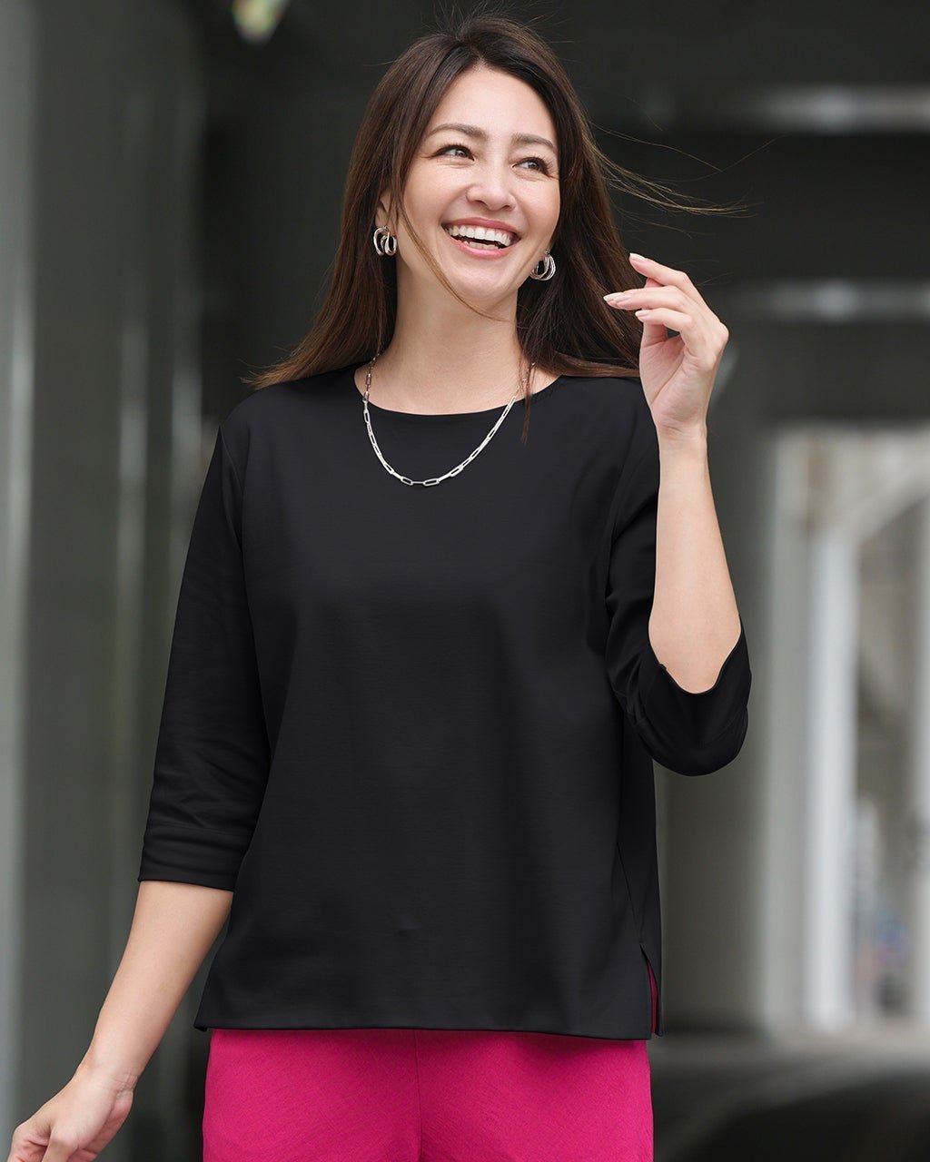 【ドゥクラッセ/DoCLASSE】のコンパクトフォルム/7分袖・ドゥクラッセTシャツ インテリア・キッズ・メンズ・レディースファッション・服の通販 founy(ファニー) 　ファッション　Fashion　レディースファッション　Fashion for Women　トップス・カットソー　Cut & Sew Tops　シャツ・ブラウス・オフィスカジュアル　Elegant Blouses & Button-Ups　ロングTシャツ・Tシャツ　Longline T-Shirts & Tees　カットソー・ベーシックTシャツ　Cut-and-Sewn Tops / Stretch Tees & Basics　インナー　Innerwear　秋　Autumn　カットソー　Cut and Sewn Top　コンパクト　Compact, Small Size　シンプル　Simple, Minimal　ジャケット　Jacket, Outerwear　ダブル　Double, Double-Breasted　デニム　Denim, Jeans Material　定番　Standard, Basic Item　なめらか　Smooth, Silky Texture　人気　Popular, Best Seller　バランス　Balance, Style Balance　パール　Pearl, Pearl Accent　フォルム　Silhouette, Form　フロント　Front, Front Design　プレミアム　Premium, High-End　ベーシック　Basic, Essential　半袖　Short Sleeve, Half Sleeve　ワイド　Wide, Wide Fit　新作・新入荷　New Arrivals / New In　おすすめ　Recommended / Our Picks　ビジネス 仕事 通勤　Business / Work / Commuting　ブラック|ID: prp329100004638401 ipo3291000000033430884