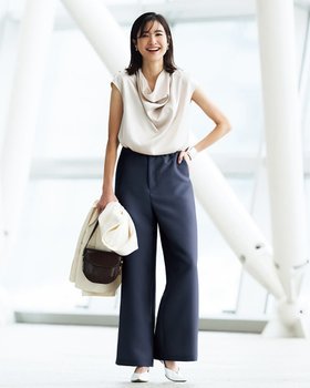 【ドゥクラッセ/DoCLASSE】 グロッシーダブルクロス・ワイドパンツ人気、トレンドファッション・服の通販 founy(ファニー) ファッション Fashion レディースファッション Fashion for Women パンツ Pants & Trousers エレガント 上品 Elegant ダブル Double, Double-Breasted テーパード Tapered, Tapered Pants ドレス Dress, One-Piece フィット Fit, Slim Fit フロント Front, Front Design ポケット Pocket, Pocket Detail リラックス Relax, Relaxed Fit ワイド Wide, Wide Fit 新作・新入荷 New Arrivals / New In ビジネス 仕事 通勤 Business / Work / Commuting |ID:prp329100004638410