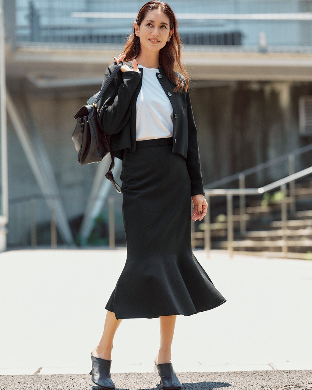 【ドゥクラッセ/DoCLASSE】の構築ニット・マーメイドスカート インテリア・キッズ・メンズ・レディースファッション・服の通販 founy(ファニー) 　ファッション　Fashion　レディースファッション　Fashion for Women　スカート　Skirts　新作・新入荷　New Arrivals / New In　タイトスカート　Pencil Skirt, Tight Skirt　フレア　Flare, Flared　ペプラム　Peplum, Flared Hem　マーメイド　Mermaid, Fishtail Silhouette　ブラック|ID: prp329100004638420 ipo3291000000033431023
