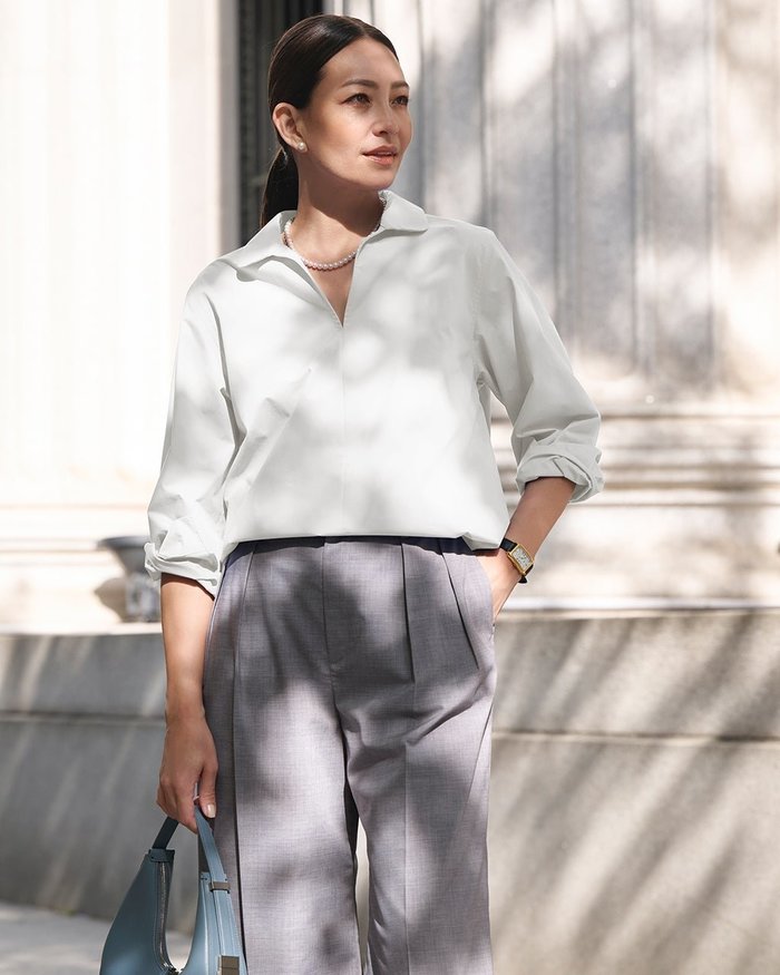 【ドゥクラッセ/DoCLASSE】のラウンドカラー・スキッパーシャツ インテリア・キッズ・メンズ・レディースファッション・服の通販 founy(ファニー) https://founy.com/ ファッション Fashion レディースファッション Fashion for Women トップス・カットソー Cut & Sew Tops シャツ・ブラウス・オフィスカジュアル Elegant Blouses & Button-Ups カフス Cuff Design スキッパー Skipper, Open Collar |ID: prp329100004638436 ipo3291000000034606689