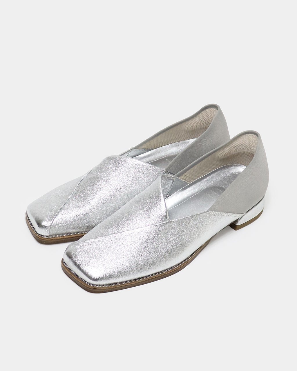 【フィットフィット/fitfit】の撥水ストレッチスクエアバレエ260 インテリア・キッズ・メンズ・レディースファッション・服の通販 founy(ファニー) ファッション Fashion レディースファッション Fashion for Women インソール Shoe Insole クール Cool, Chic 抗菌 Antibacterial, Bacteria-Resistant 軽量 Lightweight, Ultra Light シューズ Shoes, Footwear スタイリッシュ Stylish, Fashionable ストッキング Stockings, Sheer Tights ストレッチ Stretch, Stretchy Fabric スマート Smart, Elegant チェーン Chain, Chain Strap フィット Fit, Slim Fit フラット Flat, Flat Shoes メッシュ Mesh, Net Fabric ラバー Rubber, Rubber Sole 新作・新入荷 New Arrivals / New In シルバー|ID: prp329100004639299 ipo3291000000033441633