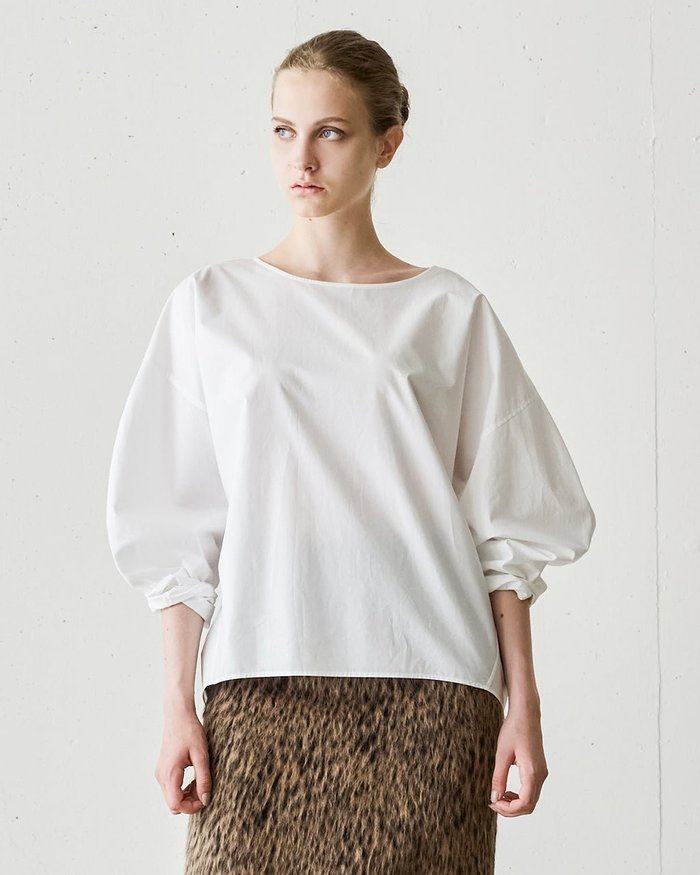 【ドゥクラッセ/DoCLASSE】の高密度タイプライター・Tブラウス インテリア・キッズ・メンズ・レディースファッション・服の通販 founy(ファニー) https://founy.com/ ファッション Fashion レディースファッション Fashion for Women トップス・カットソー Cut & Sew Tops シャツ・ブラウス・オフィスカジュアル Elegant Blouses & Button-Ups 新作・新入荷 New Arrivals / New In カーディガン Cardigan, Knitwear シンプル Simple, Minimal タイプライター Typewriter Fabric, Crisp Cotton フィット Fit, Slim Fit リラックス Relax, Relaxed Fit |ID: prp329100004643685 ipo3291000000033500266