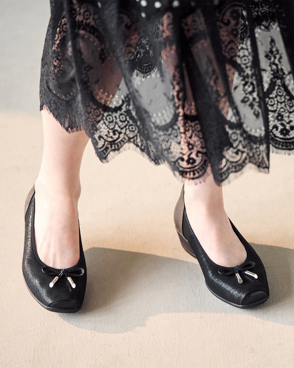 【フィットフィット/fitfit】の撥水ストレッチレザーリボンバレエ301 インテリア・キッズ・メンズ・レディースファッション・服の通販 founy(ファニー) ファッション Fashion レディースファッション Fashion for Women インソール Shoe Insole クッション Cushion, Throw Pillow 抗菌 Antibacterial, Bacteria-Resistant 軽量 Lightweight, Ultra Light シューズ Shoes, Footwear ストレッチ Stretch, Stretchy Fabric バレエ Ballet, Ballet Style フィット Fit, Slim Fit フォーマル Formal, Dressy メッシュ Mesh, Net Fabric モダン Modern, Contemporary モチーフ Motif, Design Theme リボン Ribbon, Bow ブラックパターン|ID: prp329100004643692 ipo3291000000035831929