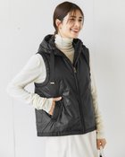 【ドゥクラッセ/DoCLASSE】のライトタフタ・中綿フードベスト ブラック|ID:prp329100004665347