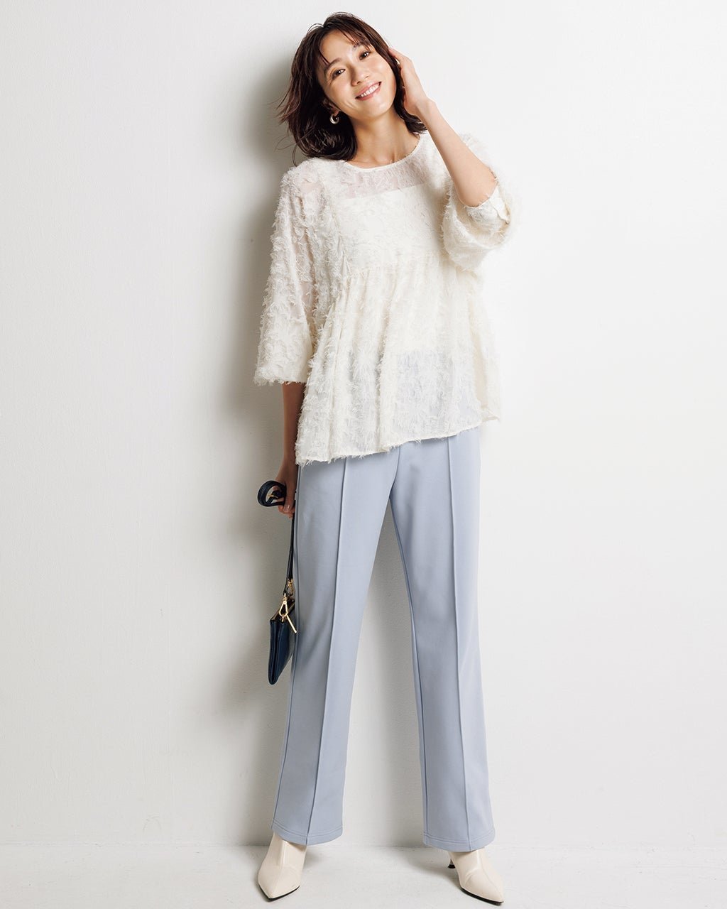【ドゥクラッセ/DoCLASSE】のプレシャスウォームN・美脚ストレート/74cm 人気、トレンドファッション・服の通販 founy(ファニー) 　ファッション　Fashion　レディースファッション　Fashion for Women　パンツ　Pants & Trousers　秋　Autumn　カットソー　Cut and Sewn Top　ジョーゼット　Georgette, Semi-Sheer Fabric　ストレッチ　Stretch, Stretchy Fabric　ストレート　Straight, Straight Cut　スマート　Smart, Elegant　センター　Center, Center Line　人気　Popular, Best Seller　冬　Winter / This Winter　A/W・秋冬　Autumn/Winter　新作・新入荷　New Arrivals / New In　ビジネス 仕事 通勤　Business / Work / Commuting　 other-1|ID: prp329100004665366 ipo3291000000033747060