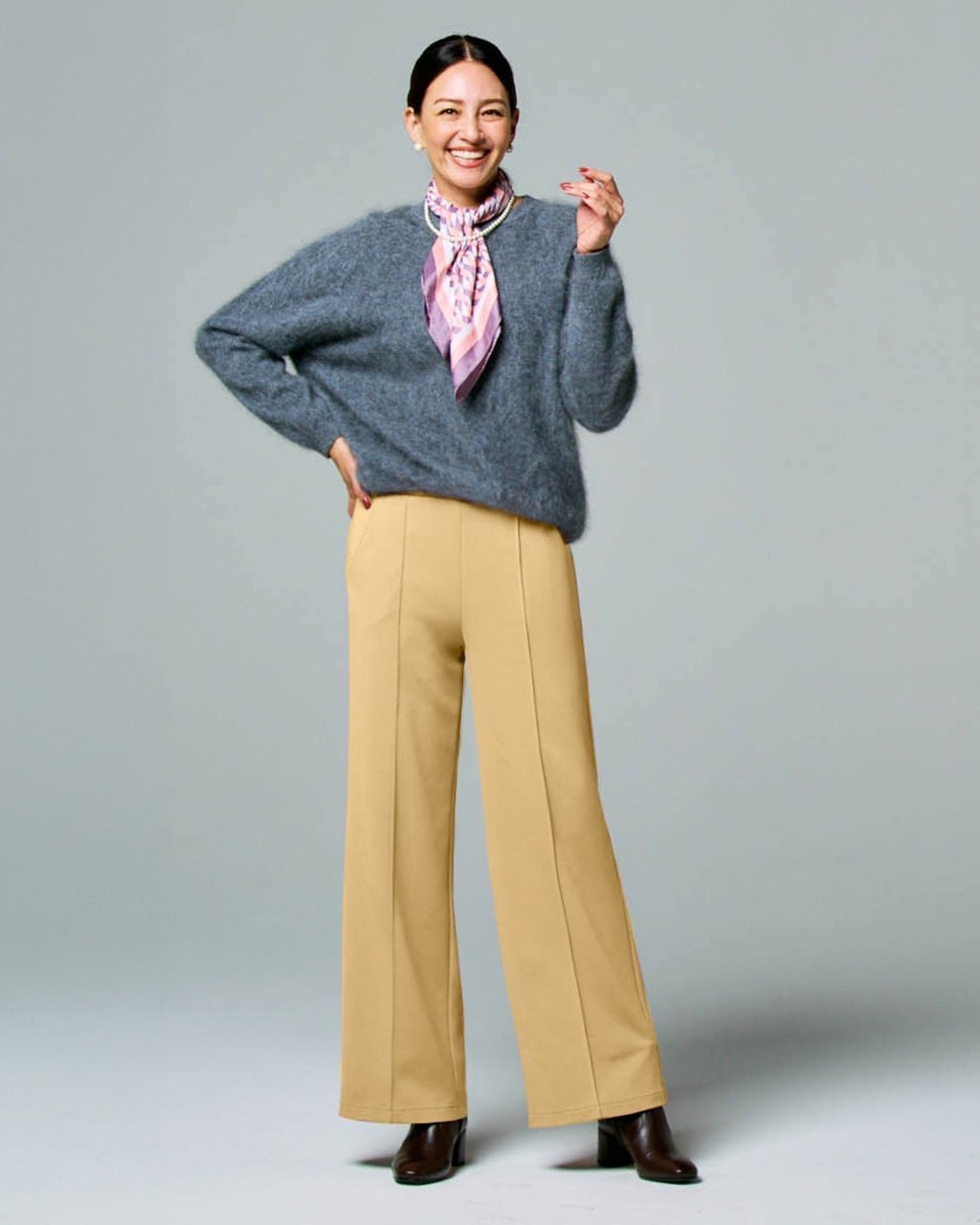 【ドゥクラッセ/DoCLASSE】のプレシャスウォームN・セミワイド/74cm インテリア・キッズ・メンズ・レディースファッション・服の通販 founy(ファニー) 　ファッション　Fashion　レディースファッション　Fashion for Women　セットアップ　Matching Sets　秋　Autumn　カットソー　Cut and Sewn Top　ジョーゼット　Georgette, Semi-Sheer Fabric　ストレッチ　Stretch, Stretchy Fabric　スニーカー　Sneakers, Trainers　スマート　Smart, Elegant　セットアップ　Set-Up, Coordinated Outfit　センター　Center, Center Line　人気　Popular, Best Seller　ワイド　Wide, Wide Fit　冬　Winter / This Winter　A/W・秋冬　Autumn/Winter　ビジネス 仕事 通勤　Business / Work / Commuting　イエロー|ID: prp329100004665384 ipo3291000000034465053