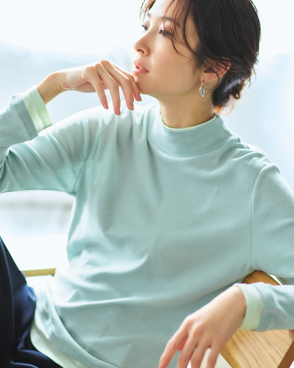 【ドゥクラッセ/DoCLASSE】のコットンガーゼ・配色ハイネック/長袖 人気、トレンドファッション・服の通販 founy(ファニー) 　ファッション　Fashion　レディースファッション　Fashion for Women　トップス・カットソー　Cut & Sew Tops　シャツ・ブラウス・オフィスカジュアル　Elegant Blouses & Button-Ups　ロングTシャツ・Tシャツ　Longline T-Shirts & Tees　カットソー・ベーシックTシャツ　Cut-and-Sewn Tops / Stretch Tees & Basics　カットソー　Cut and Sewn Top　スタイリッシュ　Stylish, Fashionable　ハイネック　High Neck, Mock Neck　長袖　Long Sleeve, Full Sleeve　 other-1|ID: prp329100004665395 ipo3291000000034145674