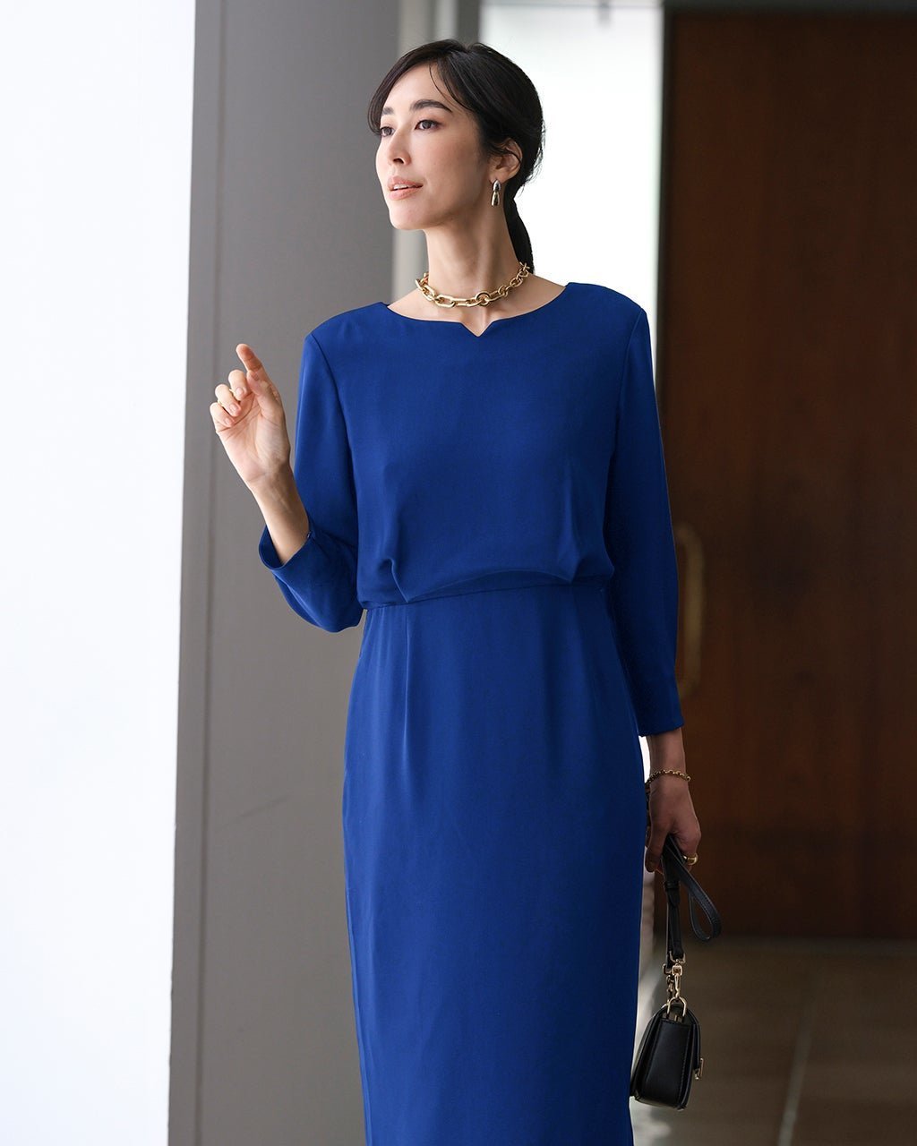 【ドゥクラッセ/DoCLASSE】のダブルクロス・ブラウジングワンピース インテリア・キッズ・メンズ・レディースファッション・服の通販 founy(ファニー) 　ファッション　Fashion　レディースファッション　Fashion for Women　ワンピース　Dresses　新作・新入荷　New Arrivals / New In　シンプル　Simple, Minimal　セットアップ　Set-Up, Coordinated Outfit　ブラウジング　Blouson Silhouette, Cinched Waist　ブルー|ID: prp329100004684915 ipo3291000000033832907