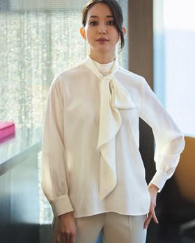 【ドゥクラッセ/DoCLASSE】 サテン・2WAYボウタイブラウス人気、トレンドファッション・服の通販 founy(ファニー) ファッション Fashion レディースファッション Fashion for Women トップス・カットソー Cut & Sew Tops シャツ・ブラウス・オフィスカジュアル Elegant Blouses & Button-Ups とろみ Fluid, Flowy Fabric サテン Satin, Glossy Fabric シンプル Simple, Minimal ジャケット Jacket, Outerwear |ID:prp329100004684916