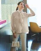 【ドゥクラッセ/DoCLASSE】のサテン・2WAYボウタイブラウス 人気、トレンドファッション・服の通販 founy(ファニー) ファッション Fashion レディースファッション Fashion for Women トップス・カットソー Cut & Sew Tops シャツ・ブラウス・オフィスカジュアル Elegant Blouses & Button-Ups とろみ Fluid, Flowy Fabric サテン Satin, Glossy Fabric シンプル Simple, Minimal ジャケット Jacket, Outerwear thumbnail ライトベージュ|ID: prp329100004684916 ipo3291000000033832920