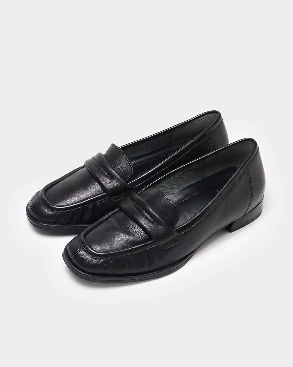 【フィットフィット/fitfit】のソフトレザーローファー810 人気、トレンドファッション・服の通販 founy(ファニー) ファッション Fashion レディースファッション Fashion for Women クッション Cushion, Throw Pillow クラシック Classic, Timeless Style 抗菌 Antibacterial, Bacteria-Resistant 軽量 Lightweight, Ultra Light シューズ Shoes, Footwear バランス Balance, Style Balance フィット Fit, Slim Fit フラット Flat, Flat Shoes プリーツ Pleats, Pleated メッシュ Mesh, Net Fabric ラバー Rubber, Rubber Sole 新作・新入荷 New Arrivals / New In エレガント 上品 Elegant other-1|ID: prp329100004688303 ipo3291000000033856305