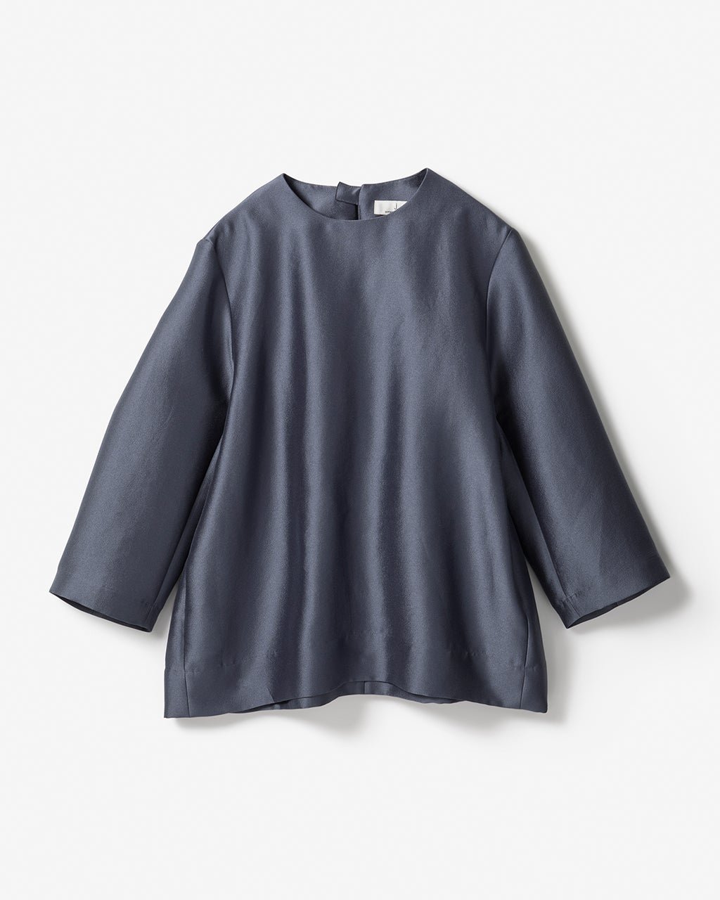 【ドゥクラッセ/DoCLASSE】のオクタダブルクロス・バックコクーンブラウス 人気、トレンドファッション・服の通販 founy(ファニー) 　ファッション　Fashion　レディースファッション　Fashion for Women　トップス・カットソー　Cut & Sew Tops　シャツ・ブラウス・オフィスカジュアル　Elegant Blouses & Button-Ups　バッグ　Bags　シルク　Silk, 100% Silk　フロント　Front, Front Design　プレーン　Plain, Simple　ボックス　Boxy, Box Shape　定番　Standard, Basic Item　 other-1|ID: prp329100004697139 ipo3291000000033919465