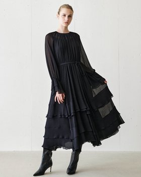 【ドゥクラッセ/DoCLASSE】 クレープジョーゼット・フリルティアードドレス人気、トレンドファッション・服の通販 founy(ファニー) ファッション Fashion レディースファッション Fashion for Women ワンピース Dresses フォーマル・パーティードレス・結婚式用ドレス Elegant & Casual Dresses 新作・新入荷 New Arrivals / New In ギャザー Gathered, Ruffled シフォン Chiffon, Lightweight Fabric シルク Silk, 100% Silk フリル Frill, Ruffle ボヘミアン Bohemian, Ethnic Style ロマンティック Romantic, Feminine Style ロング Long, Long-Length 夏 Summer 春 Spring S/S・春夏 SS, Spring/Summer, Warm Season A/W・秋冬 Autumn/Winter |ID:prp329100004697141