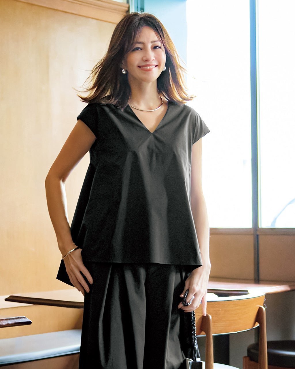 【ドゥクラッセ/DoCLASSE】のタイプライター・バックフレアプルオーバー インテリア・キッズ・メンズ・レディースファッション・服の通販 founy(ファニー) 　ファッション　Fashion　レディースファッション　Fashion for Women　トップス・カットソー　Cut & Sew Tops　カジュアルプルオーバー・ニットトップス　Pullovers & Knit Tops / Casual Pullovers　バッグ　Bags　セットアップ　Set-Up, Coordinated Outfit　フレア　Flare, Flared　フロント　Front, Front Design　ペプラム　Peplum, Flared Hem　ブラック|ID: prp329100004708439 ipo3291000000034388700