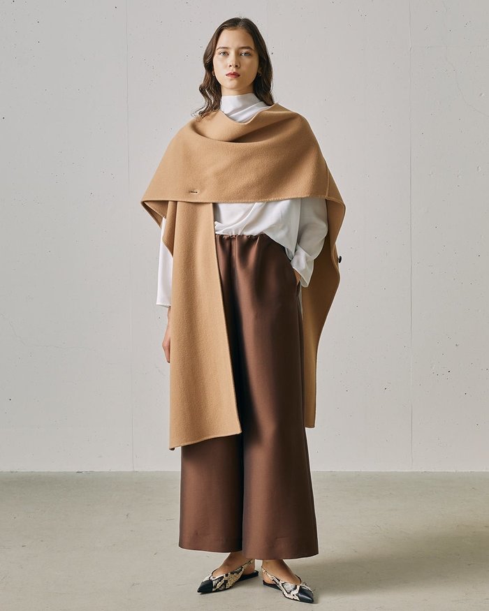 【ドゥクラッセ/DoCLASSE】のウールリバー・ストール風ジレコート インテリア・キッズ・メンズ・レディースファッション・服の通販 founy(ファニー) https://founy.com/ ファッション Fashion レディースファッション Fashion for Women アウター Coat / Outerwear Collection コート・ロングコート・ピーコート Long Coats, Peacoats & More 新作・新入荷 New Arrivals / New In ストール Stole, Wrap マフラー Scarf, Muffler ラグジュアリー Luxury, Elegant ロング Long, Long-Length 冬 Winter / This Winter |ID: prp329100004716995 ipo3291000000034474770