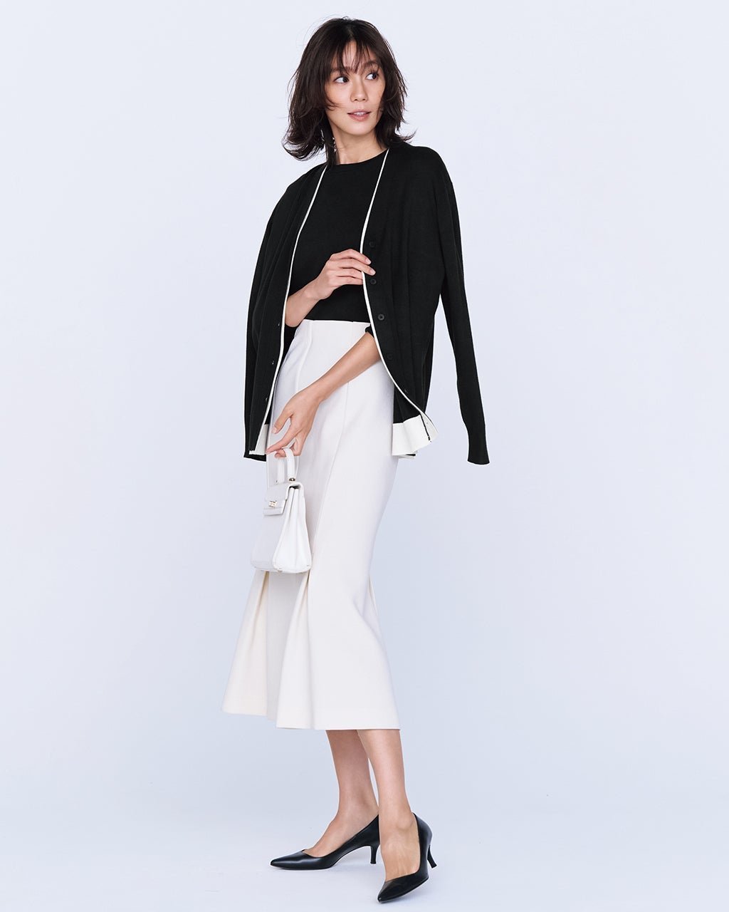 【ドゥクラッセ/DoCLASSE】のシルクフィール・配色アンサンブル インテリア・キッズ・メンズ・レディースファッション・服の通販 founy(ファニー) 　ファッション　Fashion　レディースファッション　Fashion for Women　トップス・カットソー　Cut & Sew Tops　ニット　Knit Tops & Sweaters　アンサンブルニット　Knit Ensembles & Twin Sets　新作・新入荷　New Arrivals / New In　なめらか　Smooth, Silky Texture　アンサンブル　Ensemble Set　セーター　Sweater, Knitwear　ブラックパターン|ID: prp329100004717010 ipo3291000000034080885