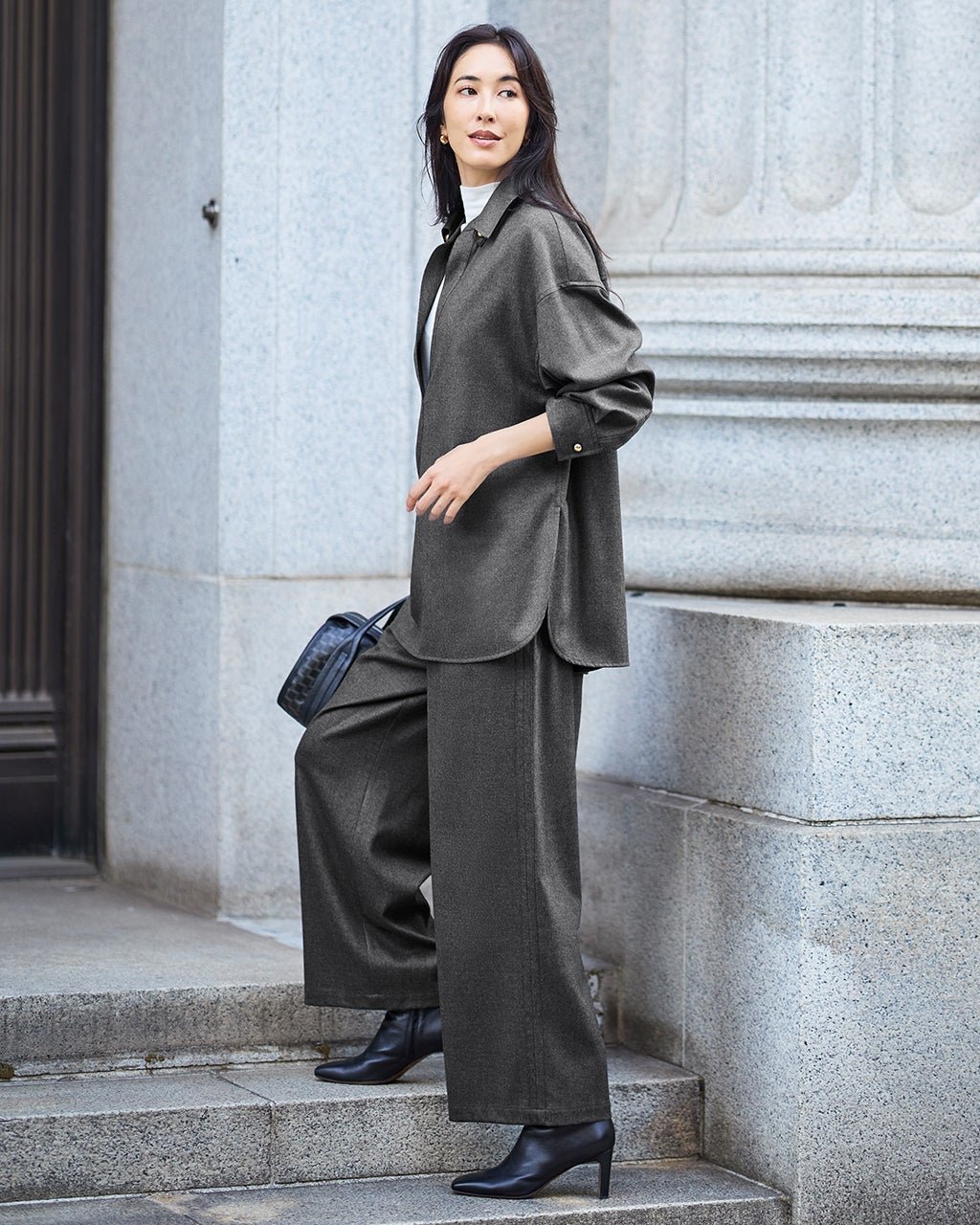 【ドゥクラッセ/DoCLASSE】の高密度フラノ・ドロストワイドパンツ インテリア・キッズ・メンズ・レディースファッション・服の通販 founy(ファニー) ファッション Fashion レディースファッション Fashion for Women パンツ Pants & Trousers おすすめ Recommended / Our Picks なめらか Smooth, Silky Texture シンプル Simple, Minimal リュクス Luxury, Elegant, High-End, Chic ワイド Wide, Wide Fit グレー|ID: prp329100004717013 ipo3291000000034080903