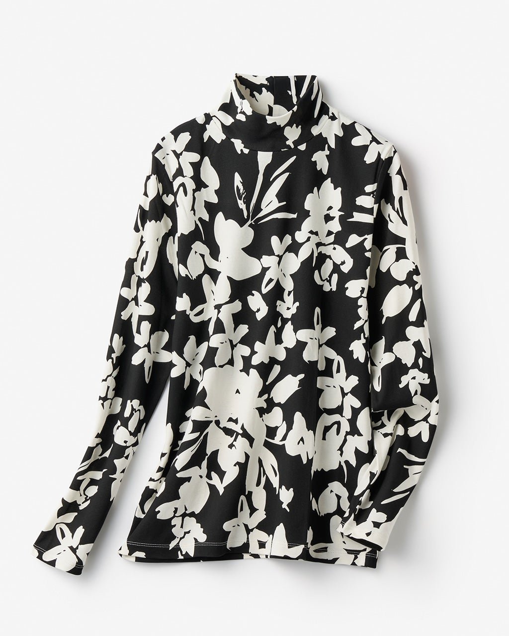 【ドゥクラッセ/DoCLASSE】の超長綿・ハイネック/柄 インテリア・キッズ・メンズ・レディースファッション・服の通販 founy(ファニー) 　ファッション　Fashion　レディースファッション　Fashion for Women　トップス・カットソー　Cut & Sew Tops　シャツ・ブラウス・オフィスカジュアル　Elegant Blouses & Button-Ups　ロングTシャツ・Tシャツ　Longline T-Shirts & Tees　カットソー・ベーシックTシャツ　Cut-and-Sewn Tops / Stretch Tees & Basics　なめらか　Smooth, Silky Texture　カットソー　Cut and Sewn Top　シルバー　Silver, Metallic Silver　ジャケット　Jacket, Outerwear　ハイネック　High Neck, Mock Neck　プリント　Print, Printed Pattern　人気　Popular, Best Seller　定番　Standard, Basic Item　モノトーン|ID: prp329100004717018 ipo3291000000034474777