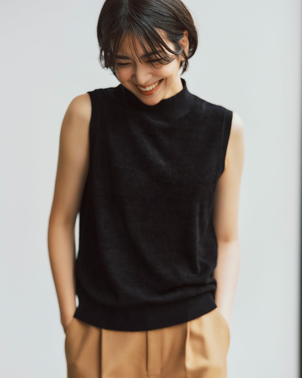 【ドゥクラッセ/DoCLASSE】のモールニット・ハイネックトップス インテリア・キッズ・メンズ・レディースファッション・服の通販 founy(ファニー) 　ファッション　Fashion　レディースファッション　Fashion for Women　トップス・カットソー　Cut & Sew Tops　ニット　Knit Tops & Sweaters　新作・新入荷　New Arrivals / New In　アンサンブル　Ensemble Set　カーディガン　Cardigan, Knitwear　コンパクト　Compact, Small Size　セーター　Sweater, Knitwear　バランス　Balance, Style Balance　ブラック|ID: prp329100004717039 ipo3291000000034081070