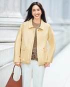 【ドゥクラッセ/DoCLASSE】のサテンストレッチ・ショートジャケット エクルー|ID:prp329100004717051