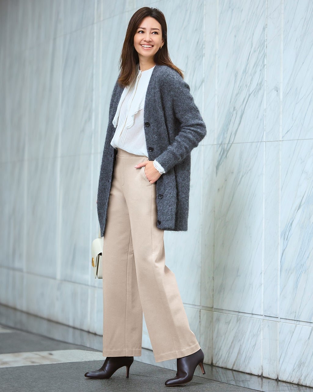 【ドゥクラッセ/DoCLASSE】のプレミアサーモN・セミワイド/68㎝ インテリア・キッズ・メンズ・レディースファッション・服の通販 founy(ファニー) 　ファッション　Fashion　レディースファッション　Fashion for Women　パンツ　Pants & Trousers　秋　Autumn　ストレッチ　Stretch, Stretchy Fabric　タイツ　Tights, Legwear　トレンド　Trend, Trending Now　人気　Popular, Best Seller　ワイド　Wide, Wide Fit　エレガント 上品　Elegant　ビジネス 仕事 通勤　Business / Work / Commuting　グレージュ|ID: prp329100004717074 ipo3291000000034081270